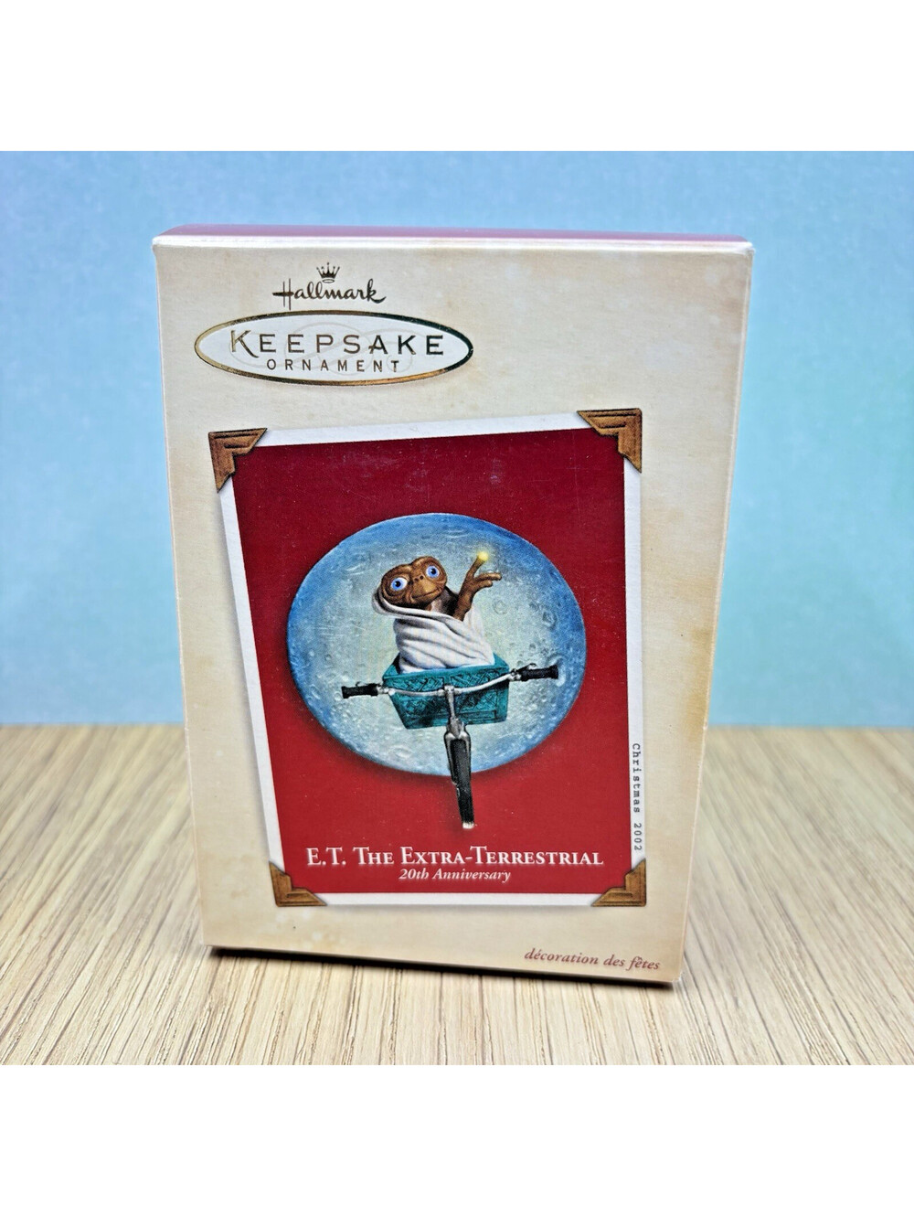 VTG E.T. the Extra-Terrestrial Hallmark Keepsake Ornament 20th Anniversary 2002